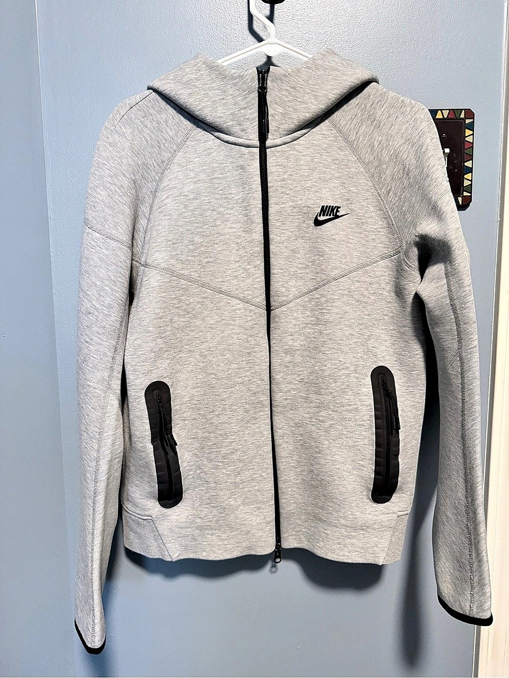 Nike Tech Fleece Full-Zip Hoodie Gray Medium